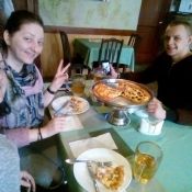Тут працюють привітні люди і тут ну завжди смачно)